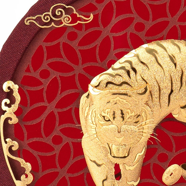 إطار صور من الذهب عيار 24 قيراطًا | ديكور فني فاخر وهدية