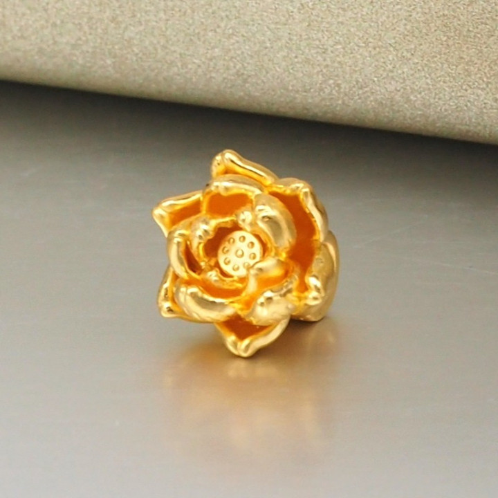 纯金莲花吊坠 | Anya珠宝设计