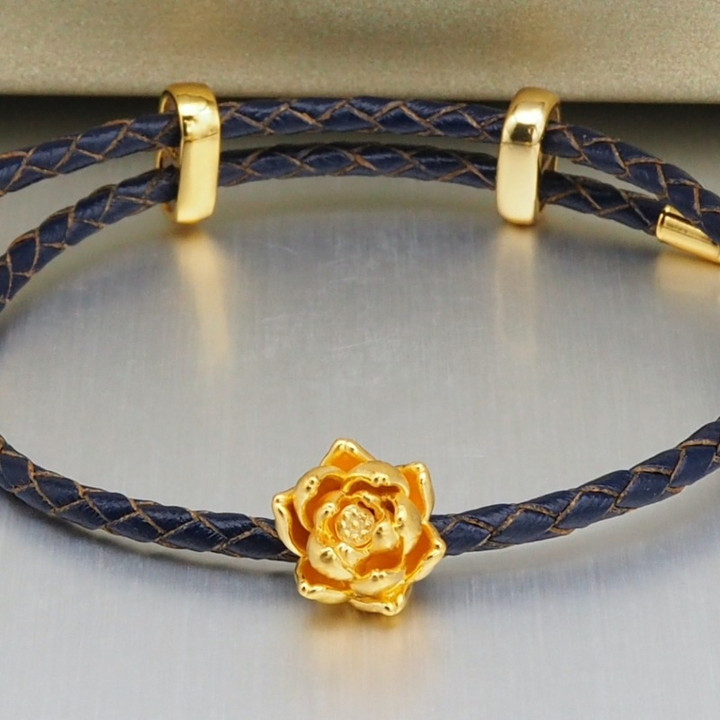 纯金莲花吊坠 | Anya珠宝设计