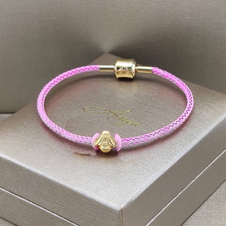 Tiny Gold Bee Charm | 99.9% Pure Gold Necklace Pendant