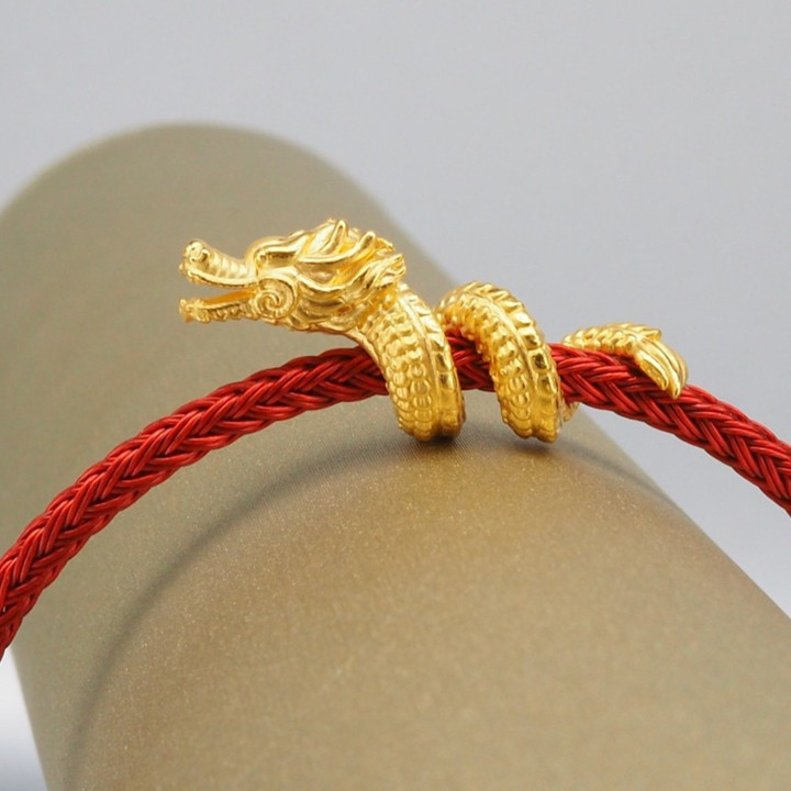 纯金盘绕龙形吊坠 | Anya珠宝