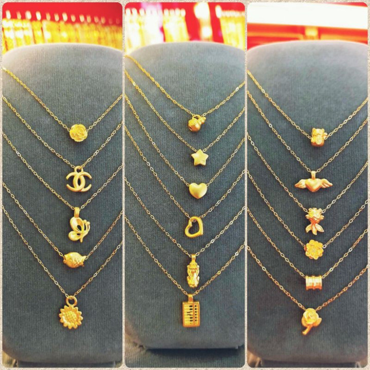 Ensemble collier et pendentif en or pur