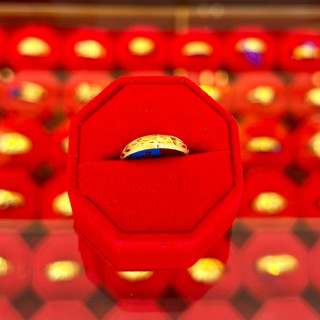 96.5%黄金戒指 | 精美设计，镂空戒面