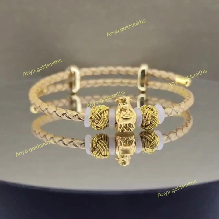 黄金安雅雕像：99.9%纯金，财富与好运护身符