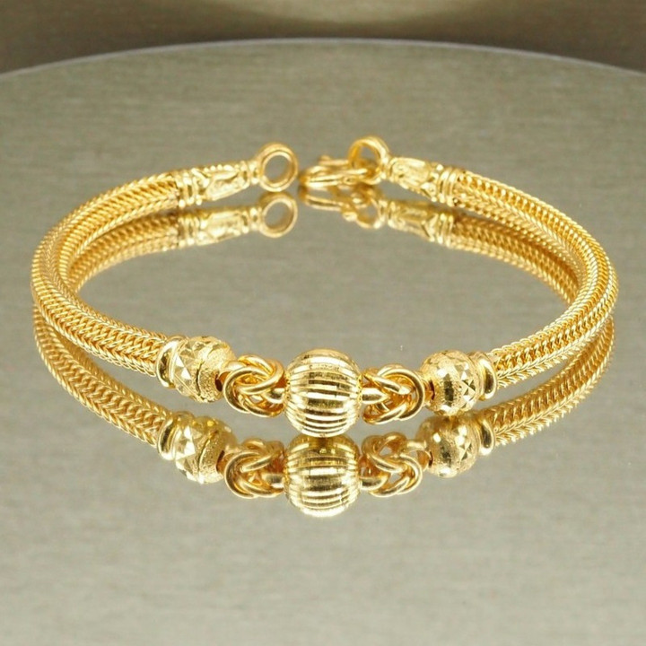 Luxurious 24k Gold Bracelet with Customizable Design