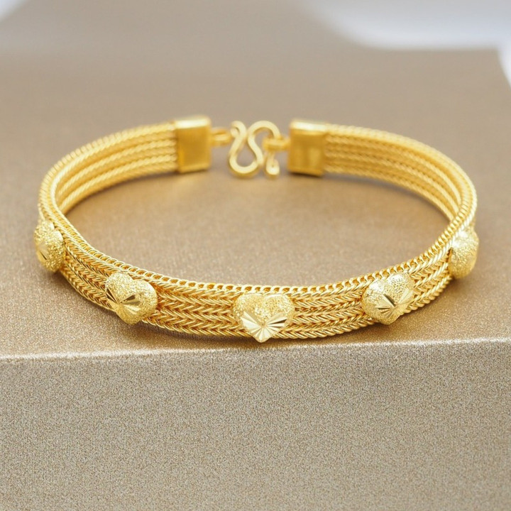 Luxurious 24k Gold Bracelet with Customizable Design