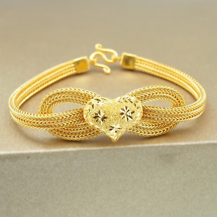 Luxurious 24k Gold Bracelet with Customizable Design