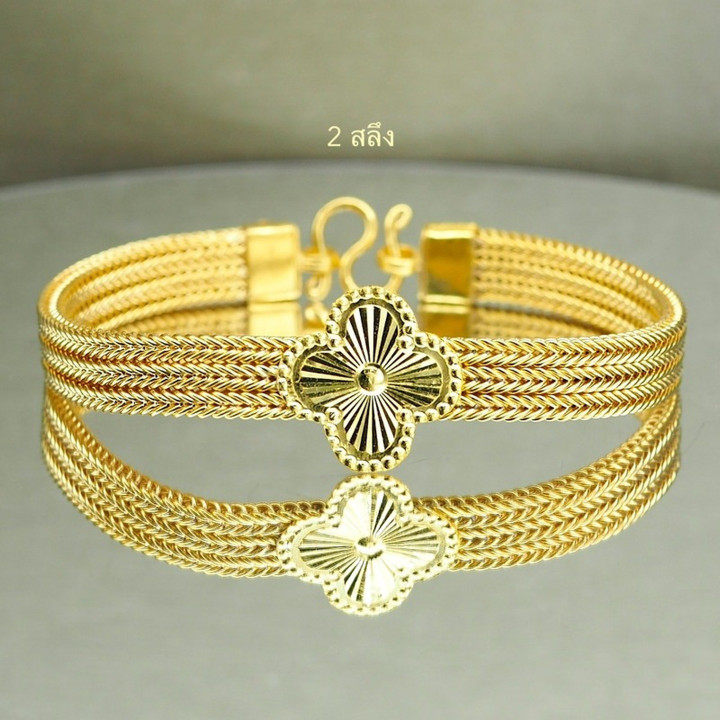 Luxurious 24k Gold Bracelet with Customizable Design