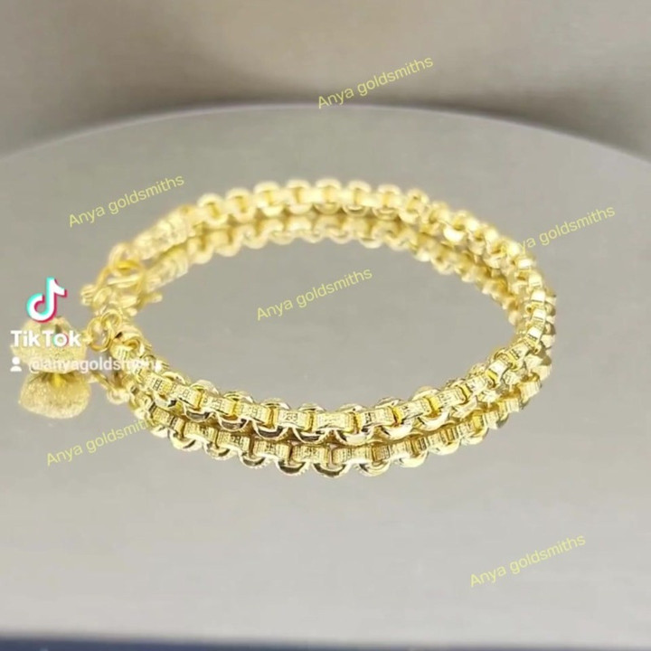 Luxurious 24k Gold Bracelet with Customizable Design