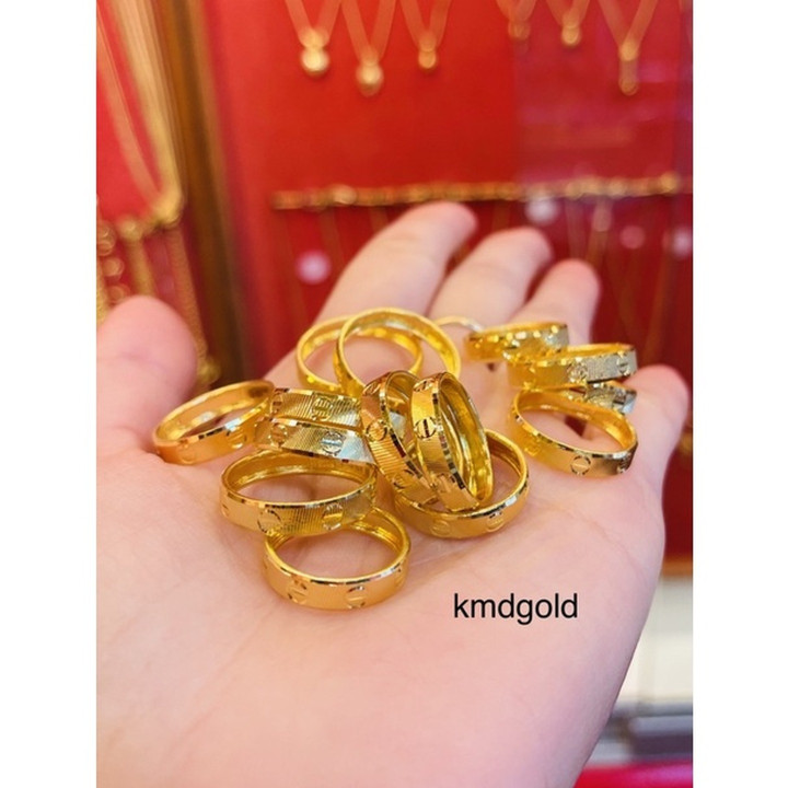 خاتم سالوانج ذهبي (0.5 قيراط) من ماركة KMDGold