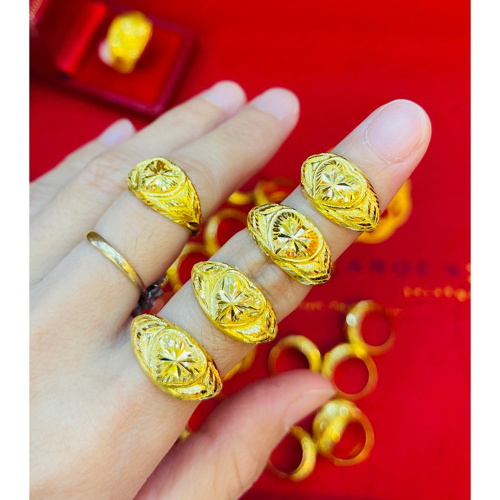 真金心形戒指 | 钻石切割设计（18K？）