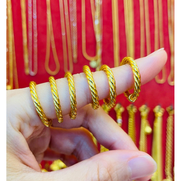 KMDGOLD 出品的 14K 真金 Salung 戒指