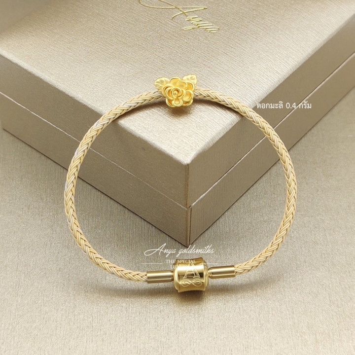 优雅茉莉花金吊坠 | 99.9%纯金