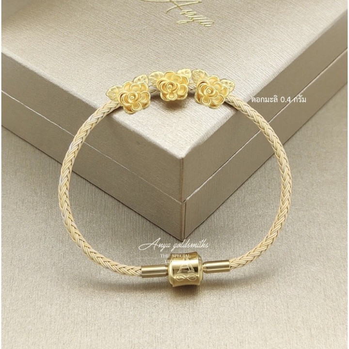 优雅茉莉花金吊坠 | 99.9%纯金