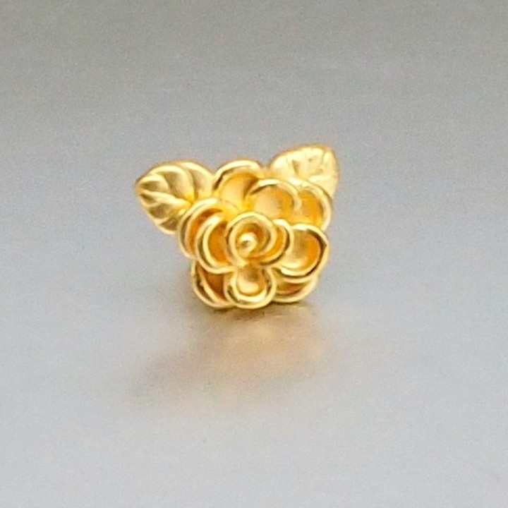 优雅茉莉花金吊坠 | 99.9%纯金