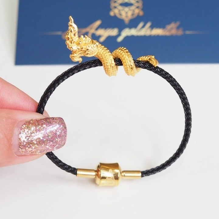 纯金安雅娜迦蛇吊坠 | 神话珠宝