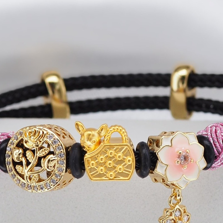 奢华黄金安雅狗狗吊坠 - .999 纯金