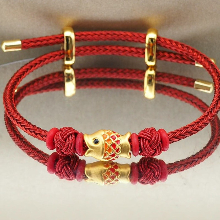 纯金安雅小鱼吊坠 - 小巧精致的礼物