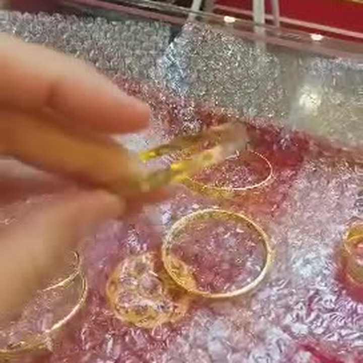 奢华 96.5% 金手镯 (2 Salung) | KMD黄金