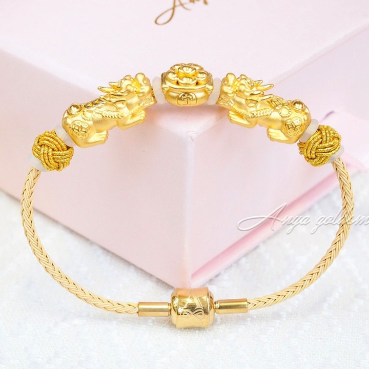 Pure Gold Pixiu Ingot Pendant - Wealth & Luck Charm