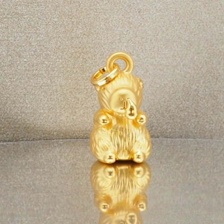 Gold Capybara Pendant | 99.9% Pure & Exquisite
