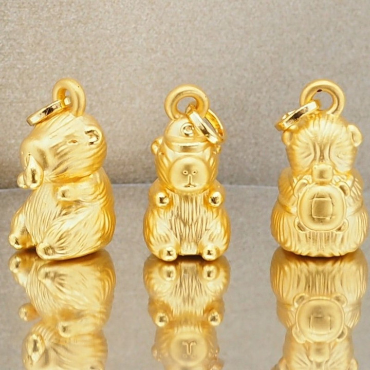 Gold Capybara Pendant | 99.9% Pure & Exquisite