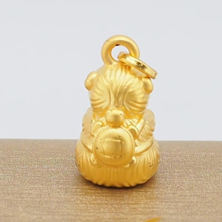 Gold Capybara Pendant | 99.9% Pure & Exquisite